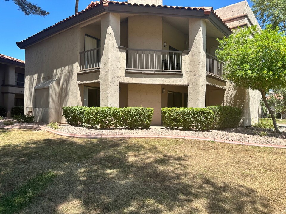 9125 E Purdue Ave in Scottsdale, AZ - Building Photo