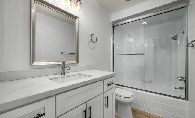 property at 3602 W Estates Ln