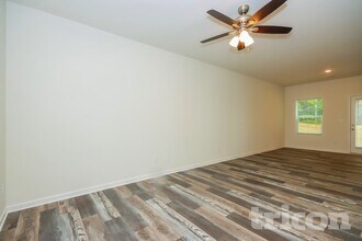 109 Sunwood Ct in Statesville, NC - Foto de edificio - Building Photo