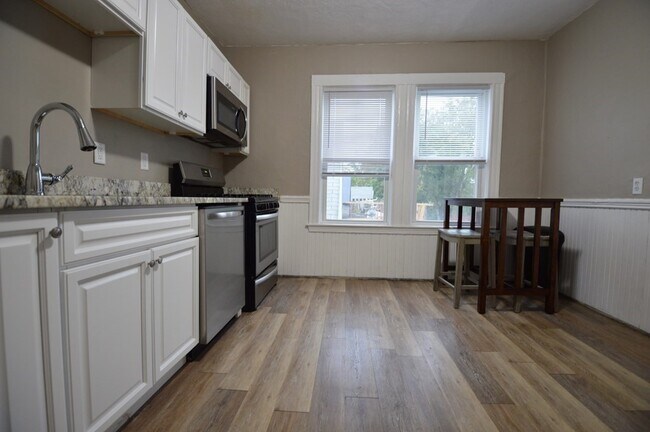 18 Perry St, Unit #3 in Somerville, MA - Building Photo - Building Photo