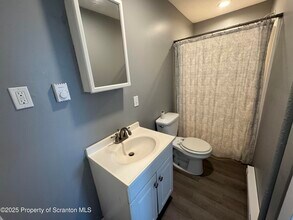 1021 Wheeler Ave in Scranton, PA - Building Photo - Building Photo