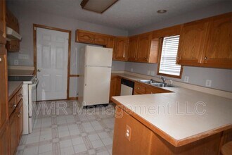 771 Coachman Way in Sanford, NC - Building Photo - Building Photo