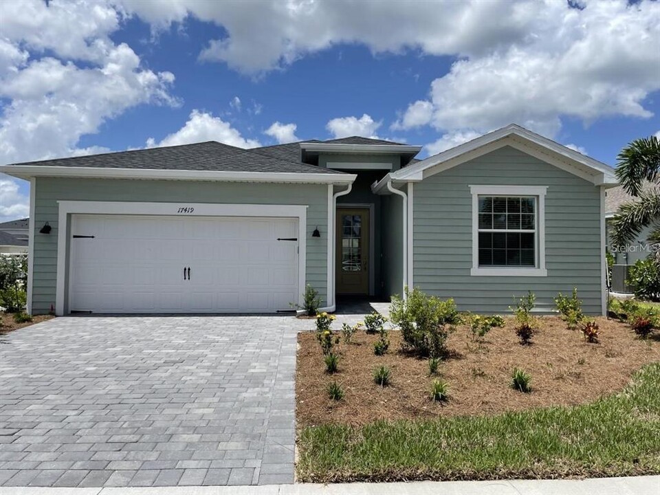 17419 Palmetto Pass Ln in Punta Gorda, FL - Building Photo