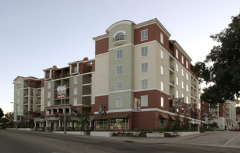 Bedford Promenade in Los Angeles, CA - Building Photo - Building Photo