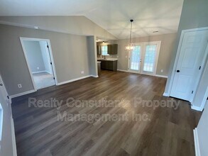2711 Ingleside Dr in High Point, NC - Building Photo - Building Photo
