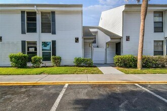 726 Haven Pl in Tarpon Springs, FL - Building Photo - Building Photo