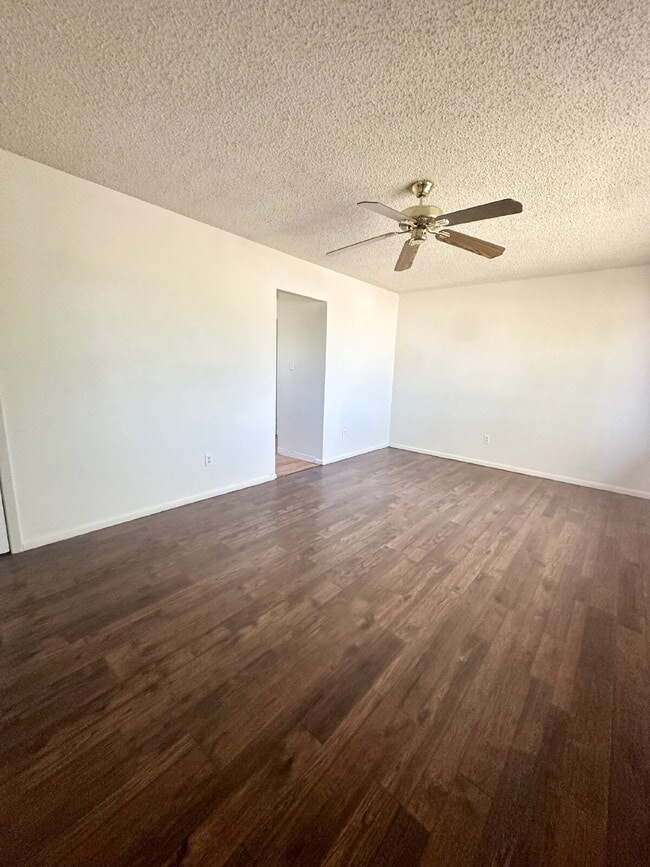 4507 Marble Ave in Cheyenne, WY - Foto de edificio - Building Photo
