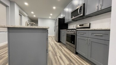 7953 Burholme Ave in Philadelphia, PA - Building Photo - Building Photo