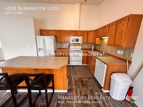 4808 Barrington Loop in Anchorage, AK - Building Photo - Building Photo