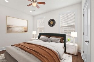 195 W Lake Ave NW in Atlanta, GA - Foto de edificio - Building Photo