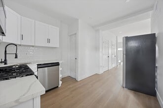 5831 Osage Ave in Philadelphia, PA - Building Photo - Building Photo