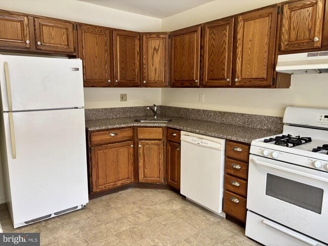 property at 2028 Yorktown N