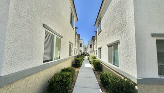 12349 Radiant Sunrise Rd in Enterprise, NV - Building Photo