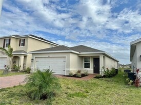 8773 Swell Brooks Ct in North Fort Myers, FL - Building Photo