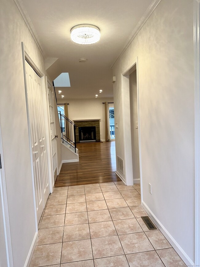 26 Fawn Ridge Ln in Wilton, CT - Building Photo - Building Photo