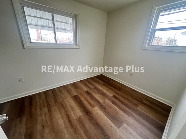 108 Carter St in Crewe, VA - Building Photo - Building Photo