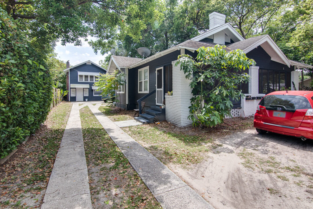 1033 Cumberland St in Lakeland, FL - Building Photo