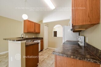 7614 Harbor Bend Cir in Orlando, FL - Foto de edificio - Building Photo