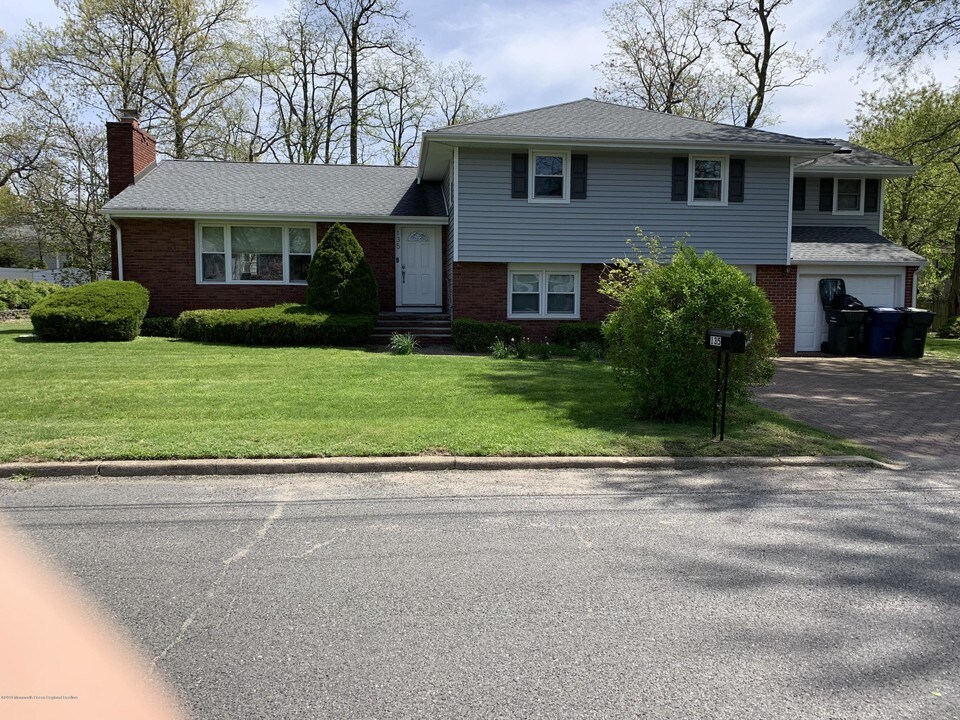 135 Ampere Ave in Ocean Township, NJ - Building Photo