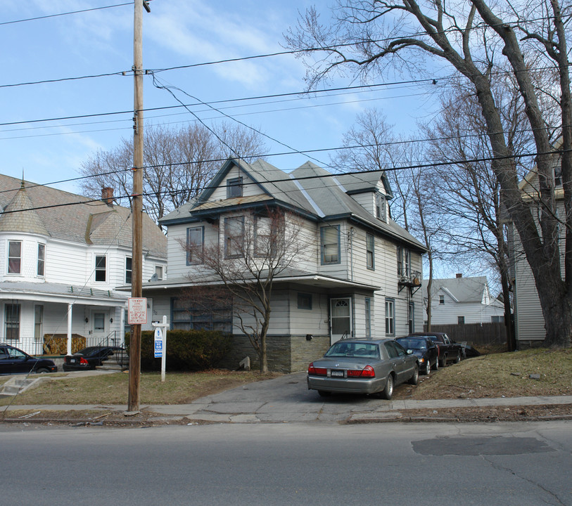 913 Nott St in Schenectady, NY - Building Photo