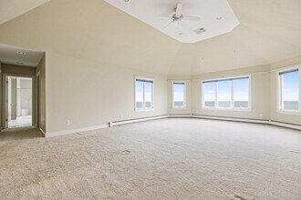 42 Oak Bluff Cir in Plymouth, MA - Building Photo - Building Photo