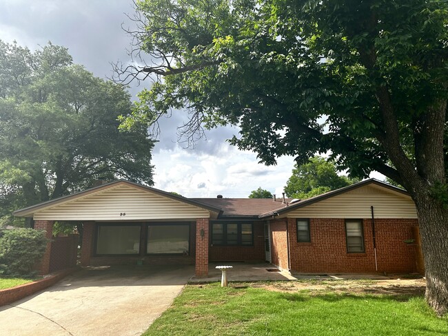 35 Mill Ct