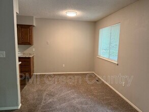 6609 S Rockford Ave in Tulsa, OK - Building Photo - Building Photo