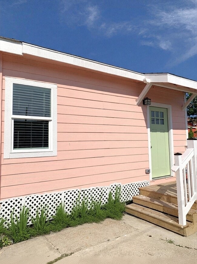 property at 5127 Avenue L Ave