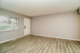 608 Palace Ln in Columbus, OH - Building Photo - Building Photo