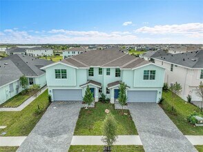 19560 Whispering Creek Rd in Loxahatchee, FL - Building Photo - Building Photo