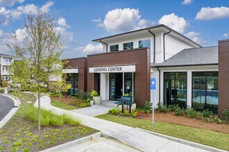The Darnell in Norcross, GA - Foto de edificio - Building Photo