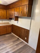 2041 Columbia Cir in Sumter, SC - Building Photo - Building Photo