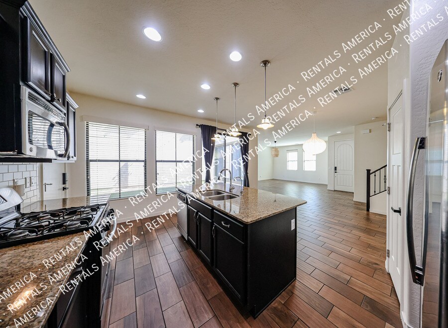 10428 E Nopal Ave in Mesa, AZ - Building Photo