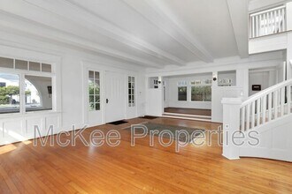 1115 F Ave in Coronado, CA - Building Photo - Building Photo