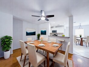 1131 W 24th St in Houston, TX - Building Photo - Building Photo