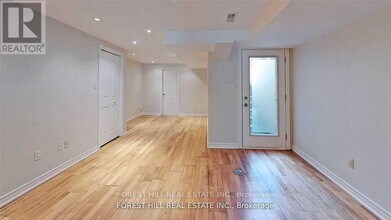 41 Gladstone Ave in Toronto, ON - Building Photo - Building Photo