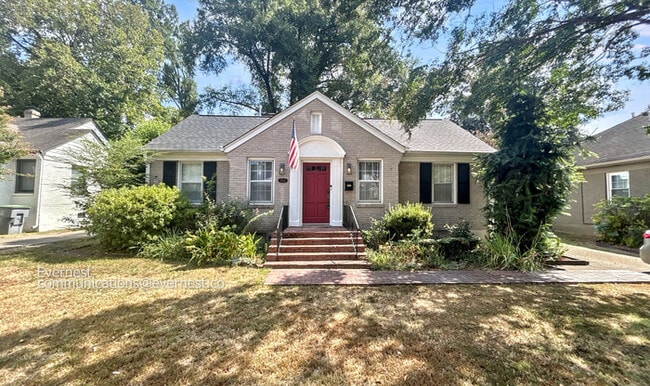 property at 3563 Aurora Cir