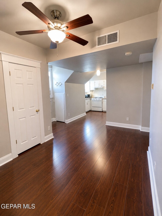 property at 521 W Missouri Ave