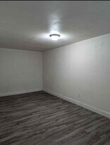 812 N St, Unit #C in Sanger, CA - Building Photo