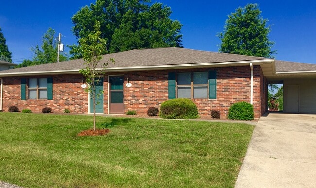 property at 290 Lee Ct