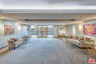 235 S Tower Dr in Beverly Hills, CA - Building Photo - Building Photo