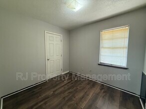 2968 Lark Rd in Memphis, TN - Building Photo - Building Photo