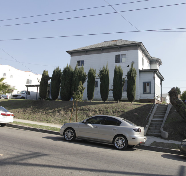 336 N Benton Way in Los Angeles, CA - Foto de edificio - Building Photo