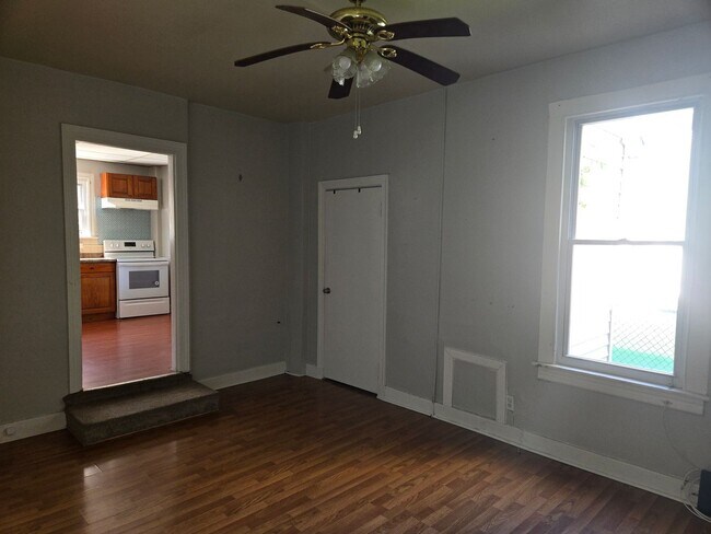 1304 Lehigh St-Unit -1 in Easton, PA - Building Photo - Building Photo
