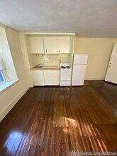 90 Myrtle St in Boston, MA - Building Photo - Building Photo