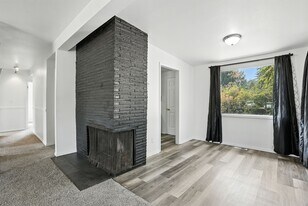 2019 N Ely Rd in Spokane Valley, WA - Building Photo