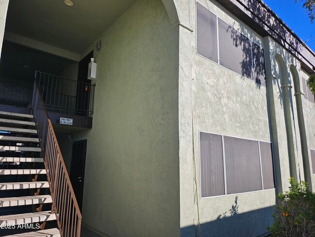 property at 424 W Brown Rd