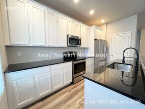 5326 W S Jordan Pkwy in South Jordan, UT - Building Photo - Building Photo