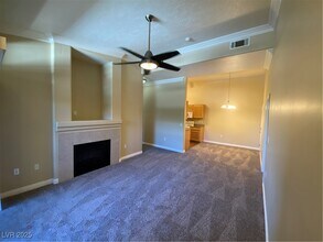 8985 S Durango Dr in Las Vegas, NV - Building Photo - Building Photo