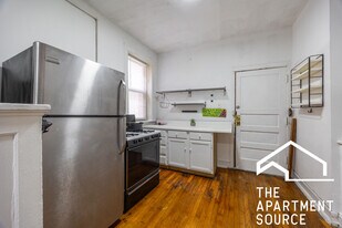 2023 N Humboldt Blvd, Unit G in Chicago, IL - Building Photo